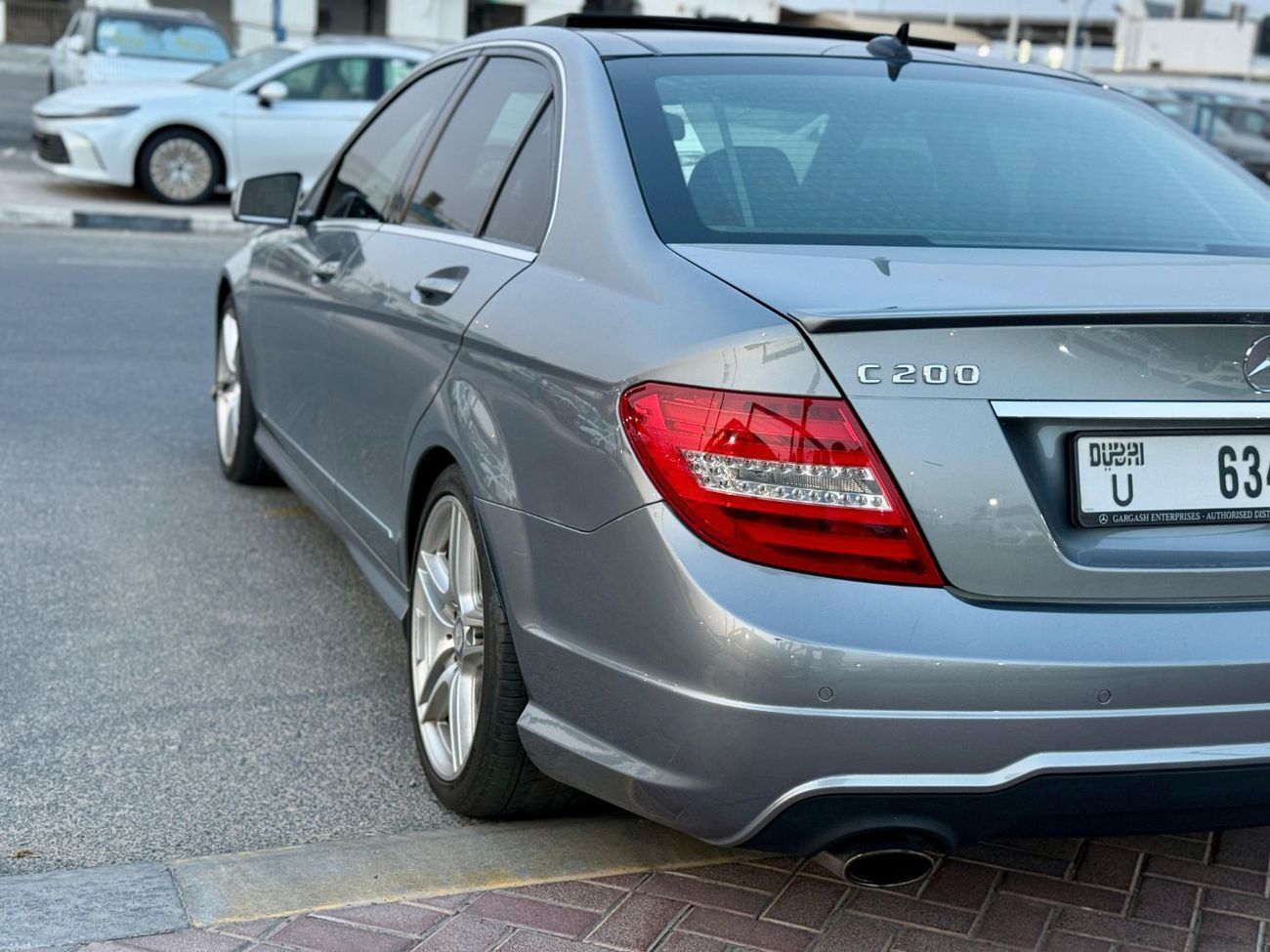 Mercedes-Benz C 200 C200