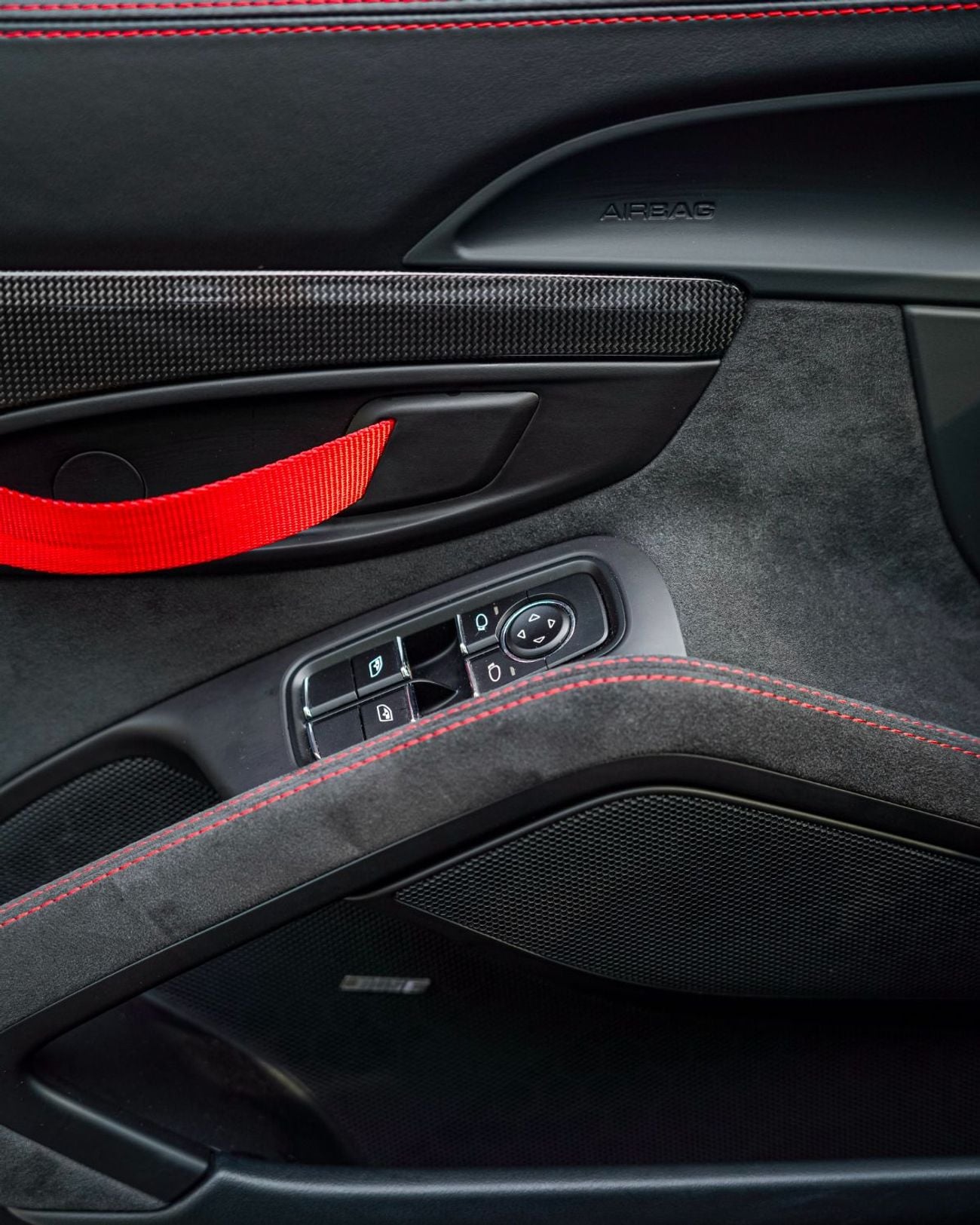 Porsche 718 Cayman GT4