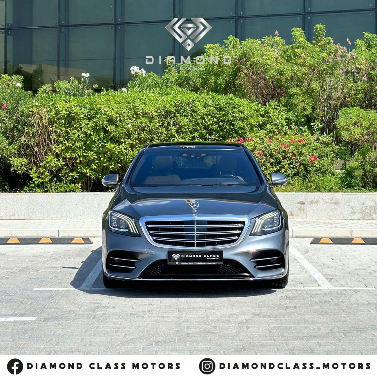 Mercedes-Benz S 560 Exclusive Edition 4.0L Mercedes S560 AMG Full Option Panoramic  GCC  Under Warranty