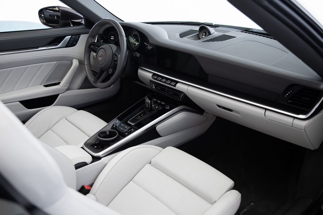 Porsche 911 WARRANTY JAN 2025