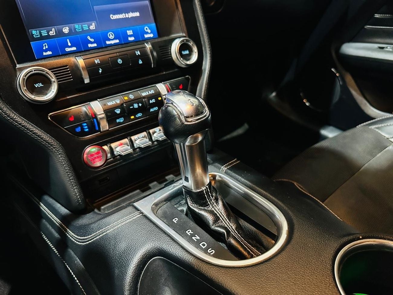 Ford Mustang GT PREMIUM