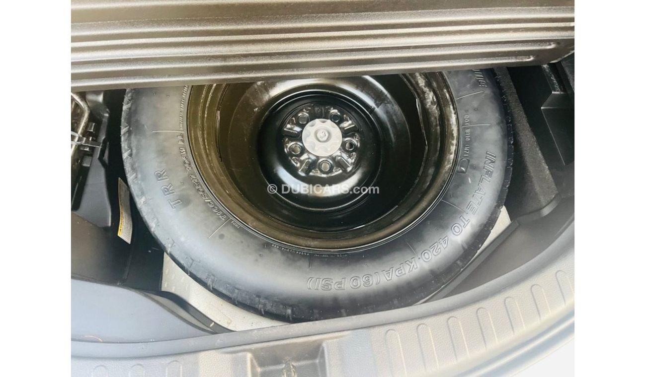 Toyota RAV4 AWD leather seats