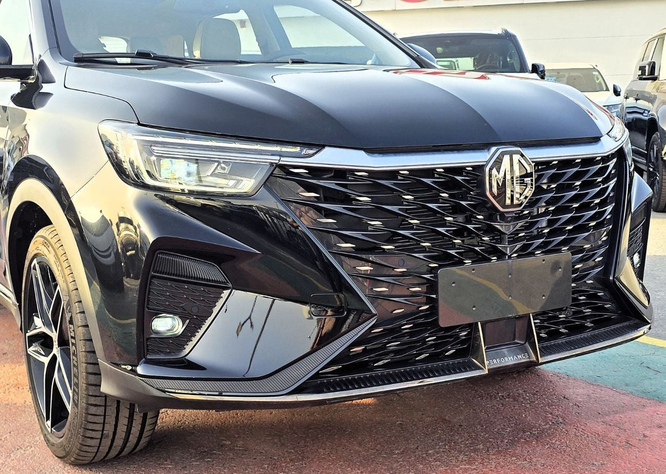 MG RX5 MG RX5 Luxury 1.5L Turbo A/T FWD SUV Gcc Black Color 2025 Model