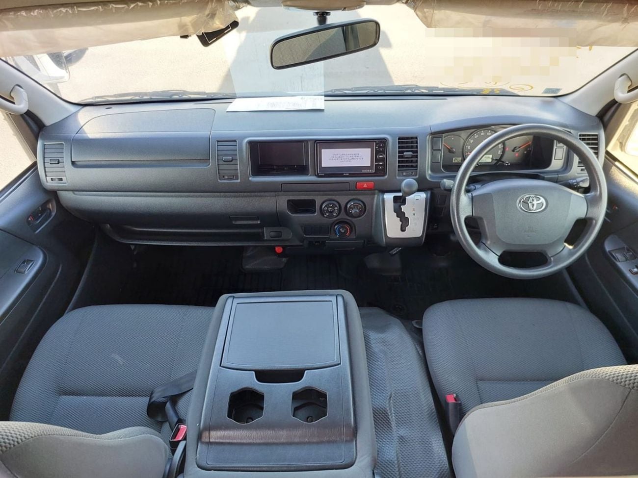 تويوتا هاياس 2015 TOYOTA HIACE VAN DX RHD DIESEL AUTOMATIC 3.0L(PM16720)
