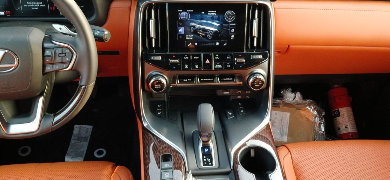 لكزس LX 700h LX700h 3.5L Hybrid VIP 2026YM