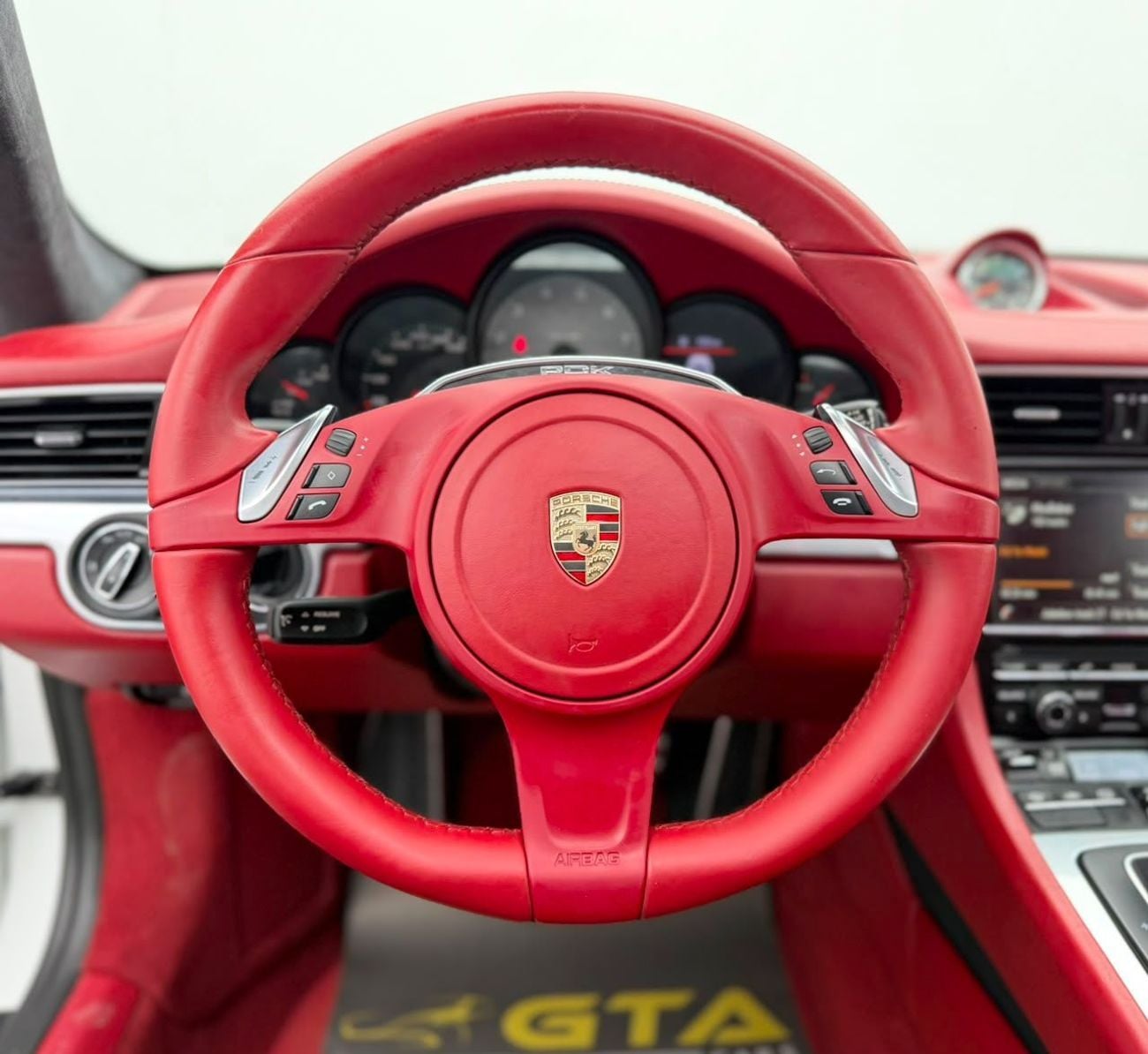 Porsche 911 CARRERA S