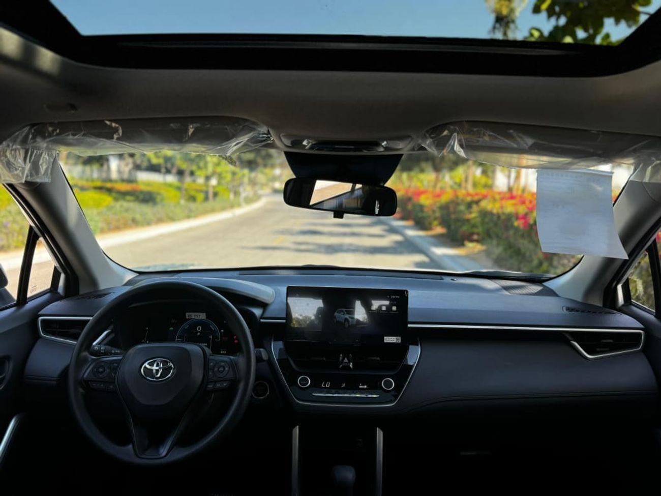 Toyota Corolla Cross (*Toyota Corolla Cross Hybrid)
