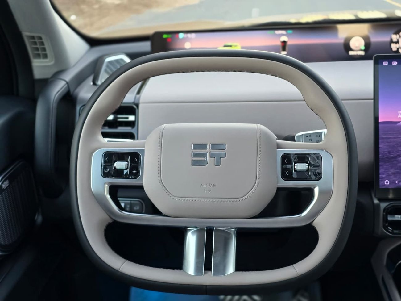 جيتور G700 JETOUR G7000 LUXURY 2026 //900 HP// ZERO KM // ELITE WARRANTY AND SERVICE // FULL OPITION