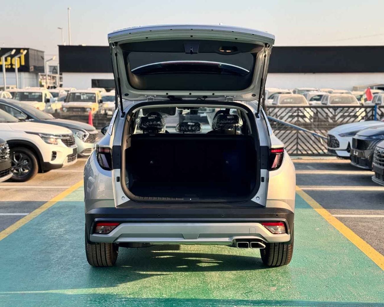 هيونداي توسون HYUNDAI TUCSON 1.6T - 2027 MODEL - GCC SPECS - SILVER COLOR