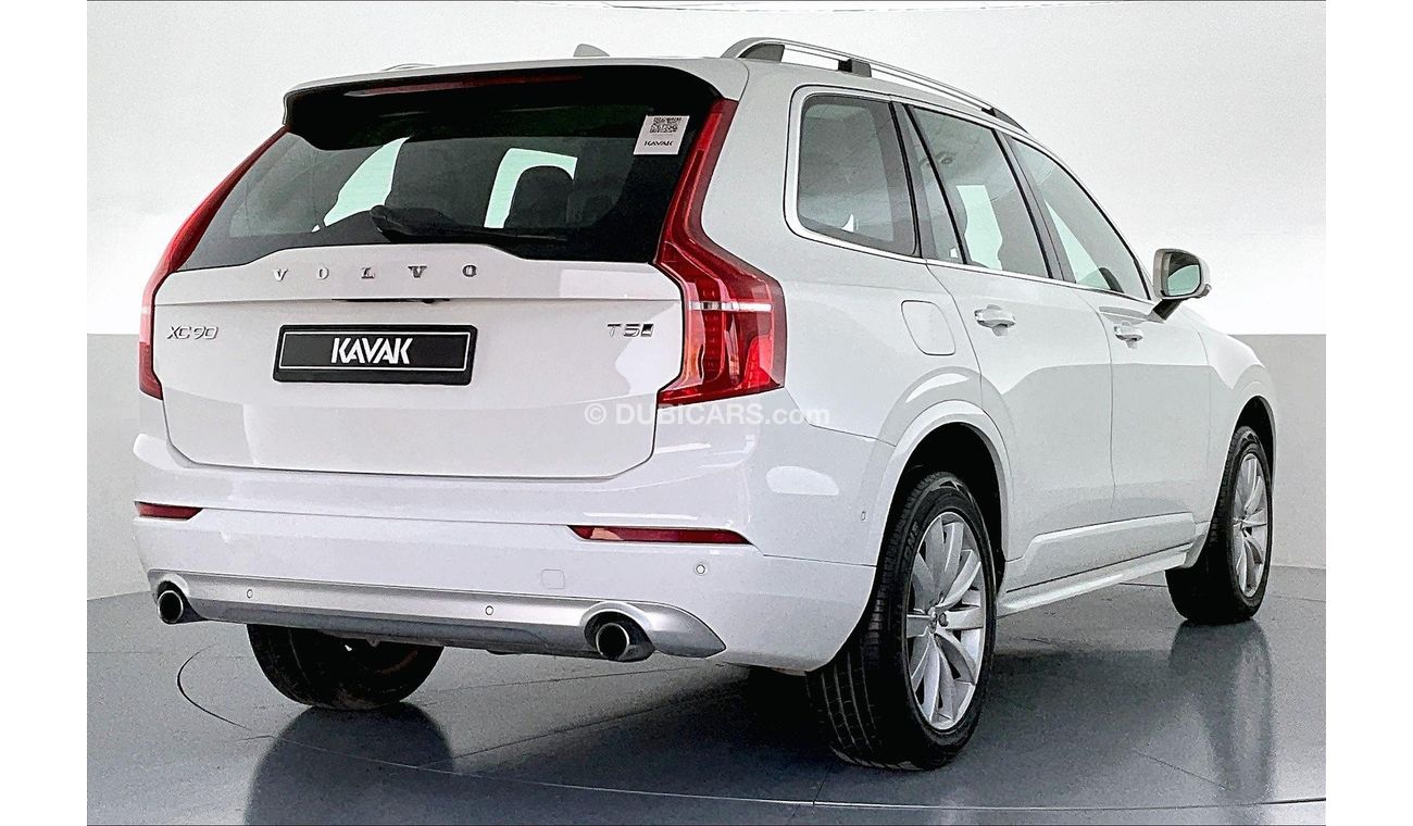 Volvo XC90 Momentum