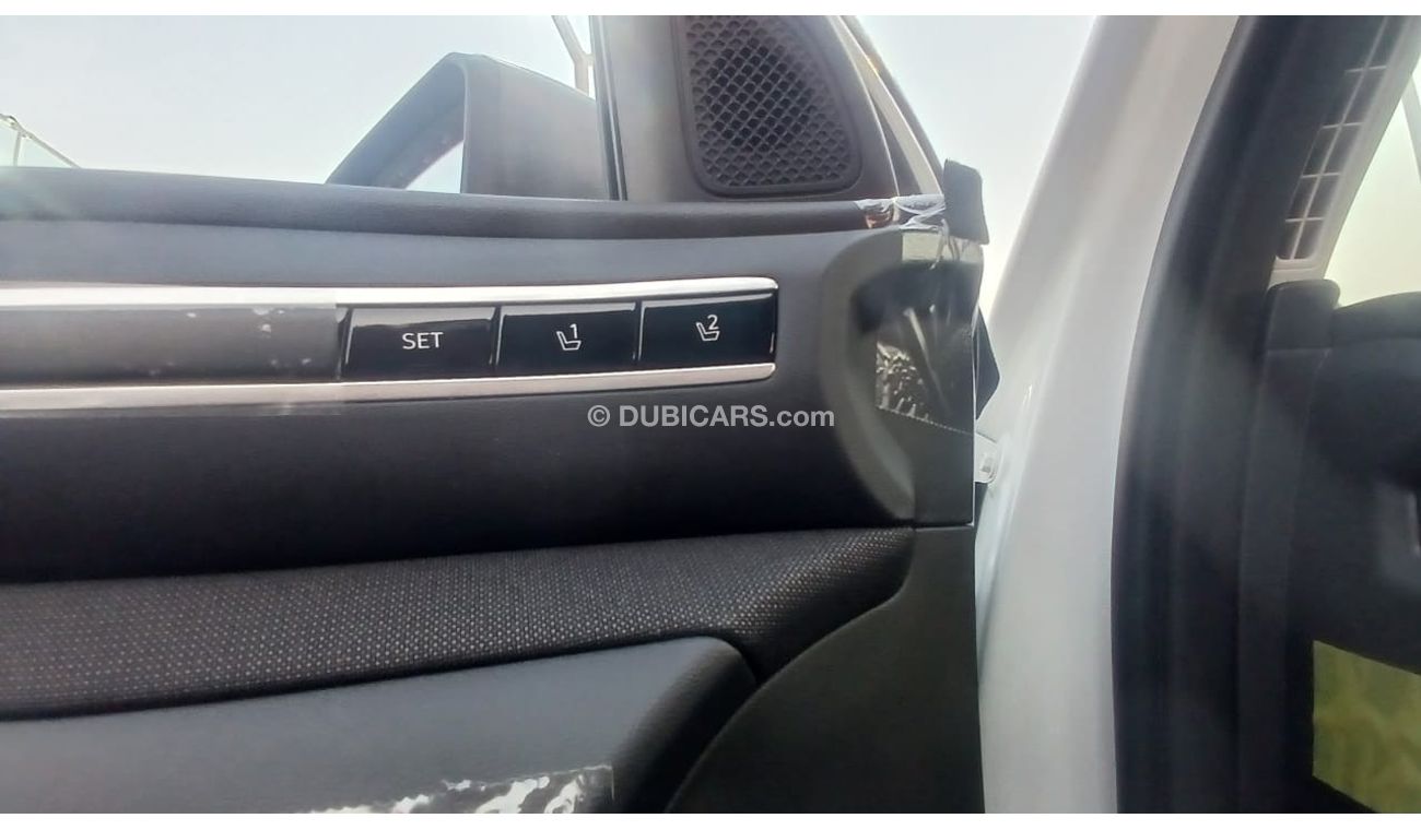 Hyundai Tucson 2023 AWD 2.0L Diesel White color A/T