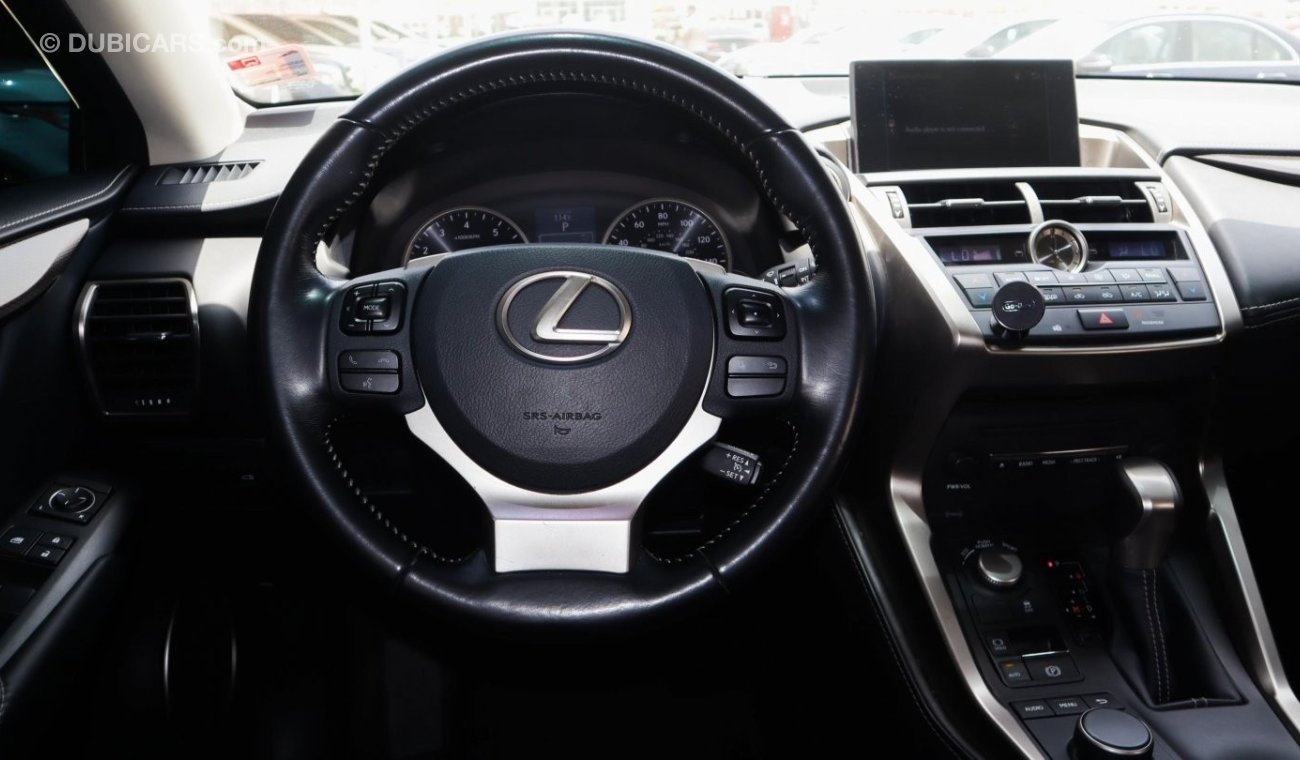 Lexus NX200t t