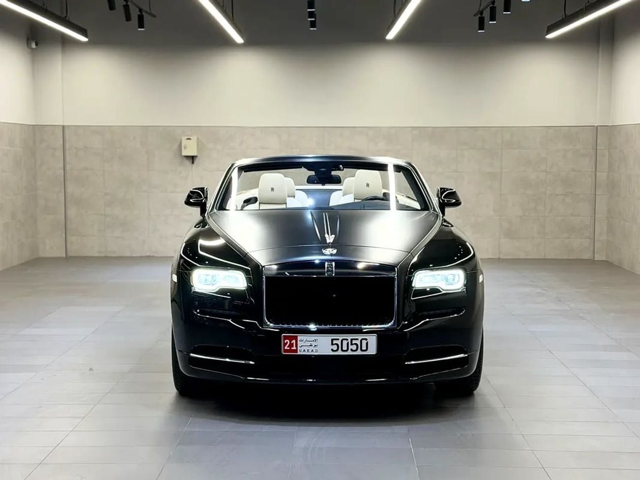 Rolls Royce Dawn Standard - Korean Specs - Pristine Condition