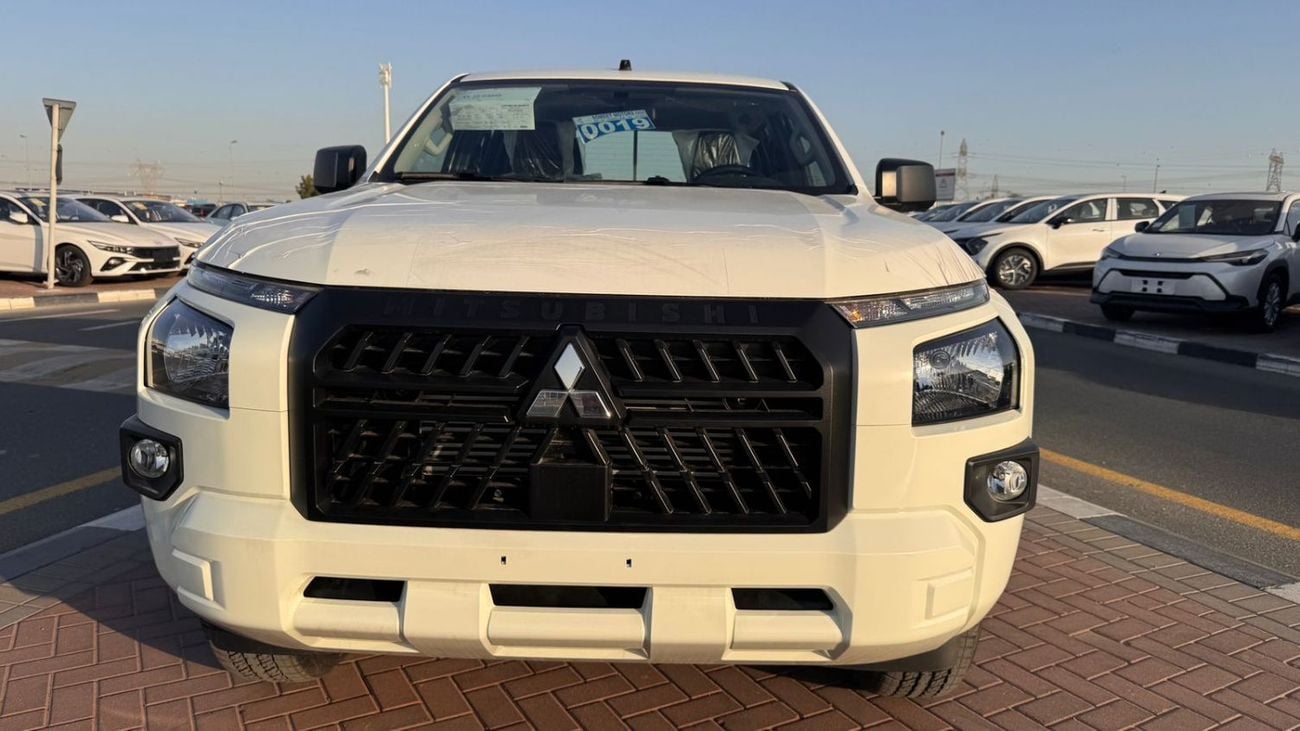 ميتسوبيشي L200 Double Cabin  2.4L 4X4  AT 6 Speed
