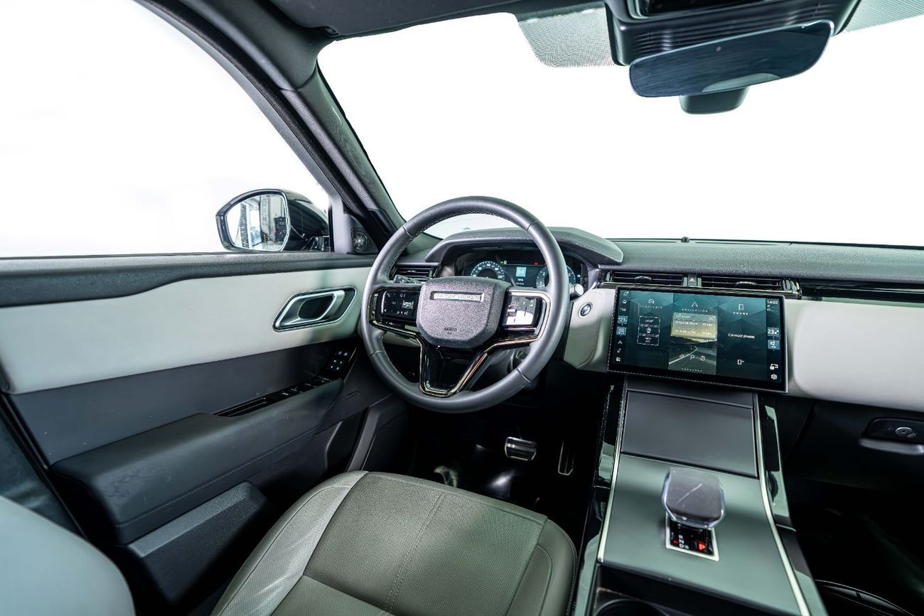 Land Rover Range Rover Velar P250 R-Dynamic SE 2.0L GCC-Al Tayer Warranty Until 11/2028-22 Inch Black Rims