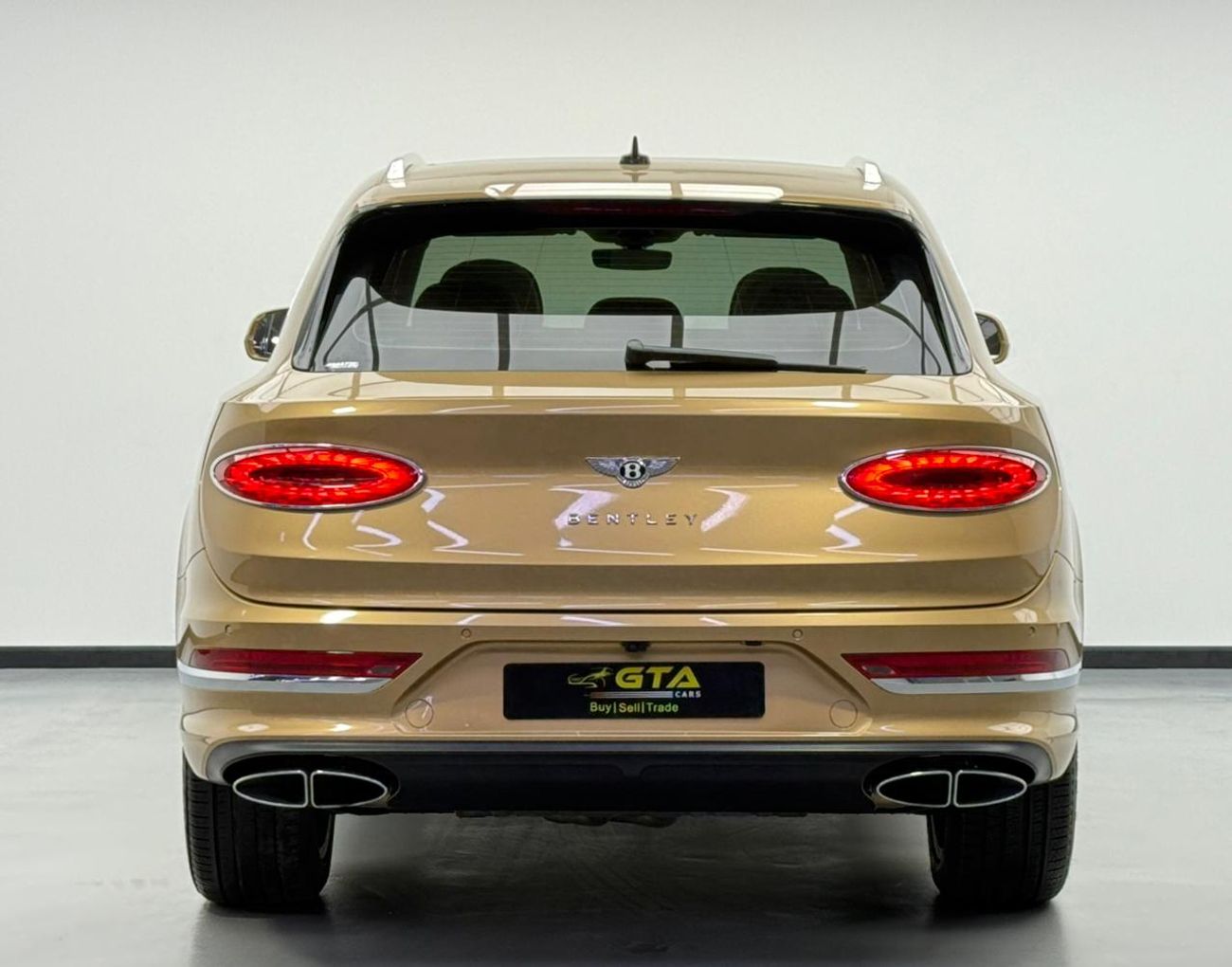 بنتلي بينتايجا 2022 Bentley Bentayga V8, 2027 Bentley Warranty + Service Pack, Full Bentley Service History, GCC