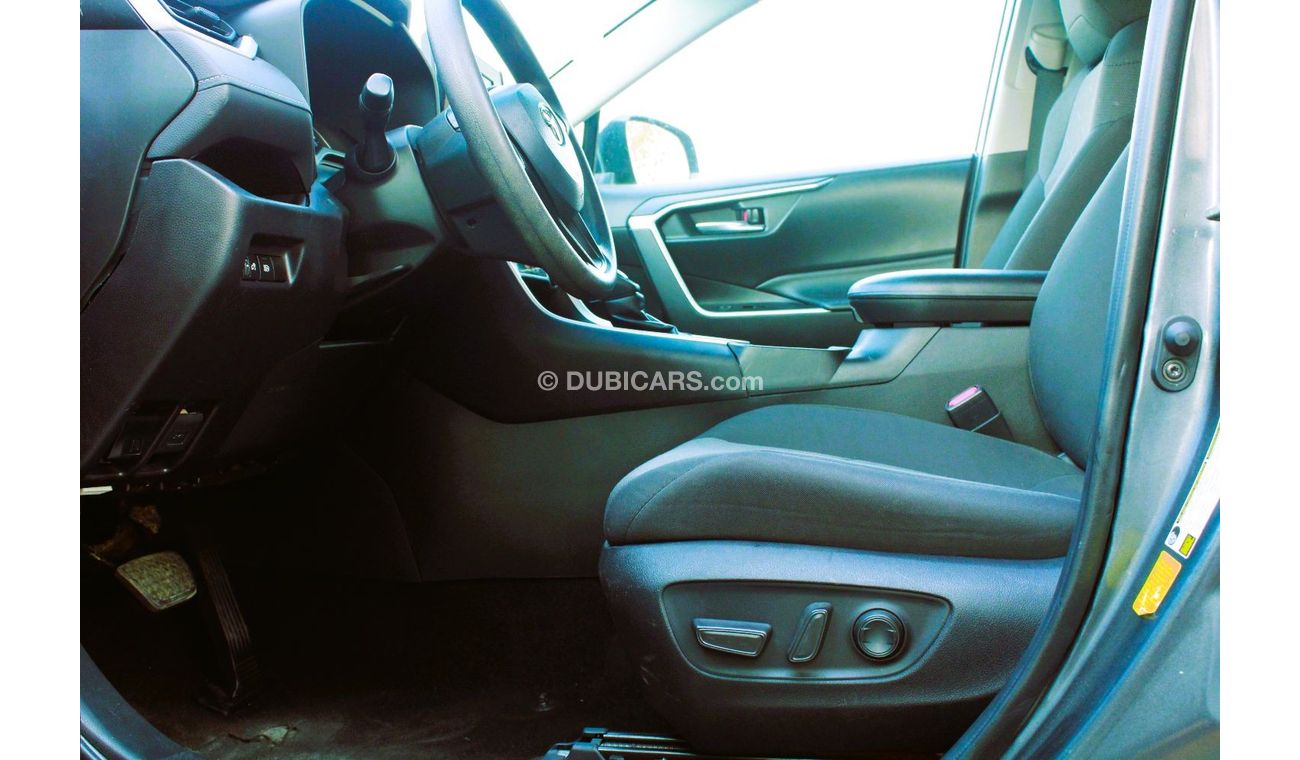 Toyota RAV4 TOYOTA RAV4 XLE 2.5Ltr PETROL