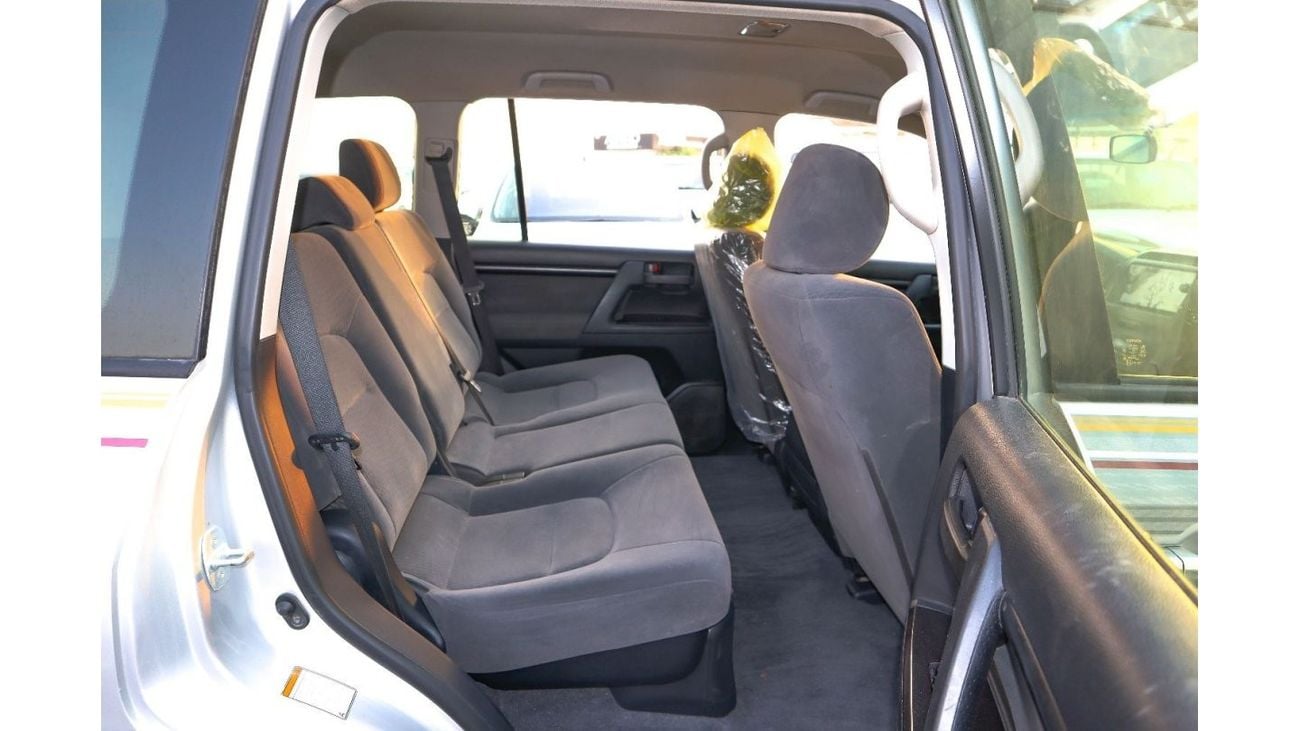 تويوتا لاند كروزر GXR3