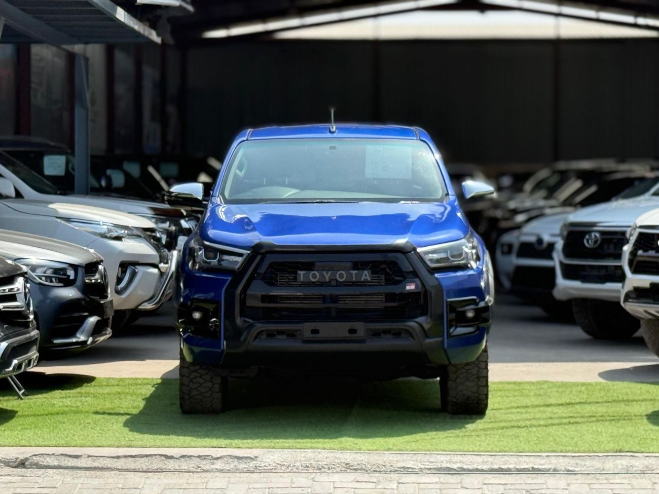 Toyota Hilux Toyota Hilux 2018Model 2.8 Diesel Engine 4x4 Double cab Colour Blue push start Transmission Automati