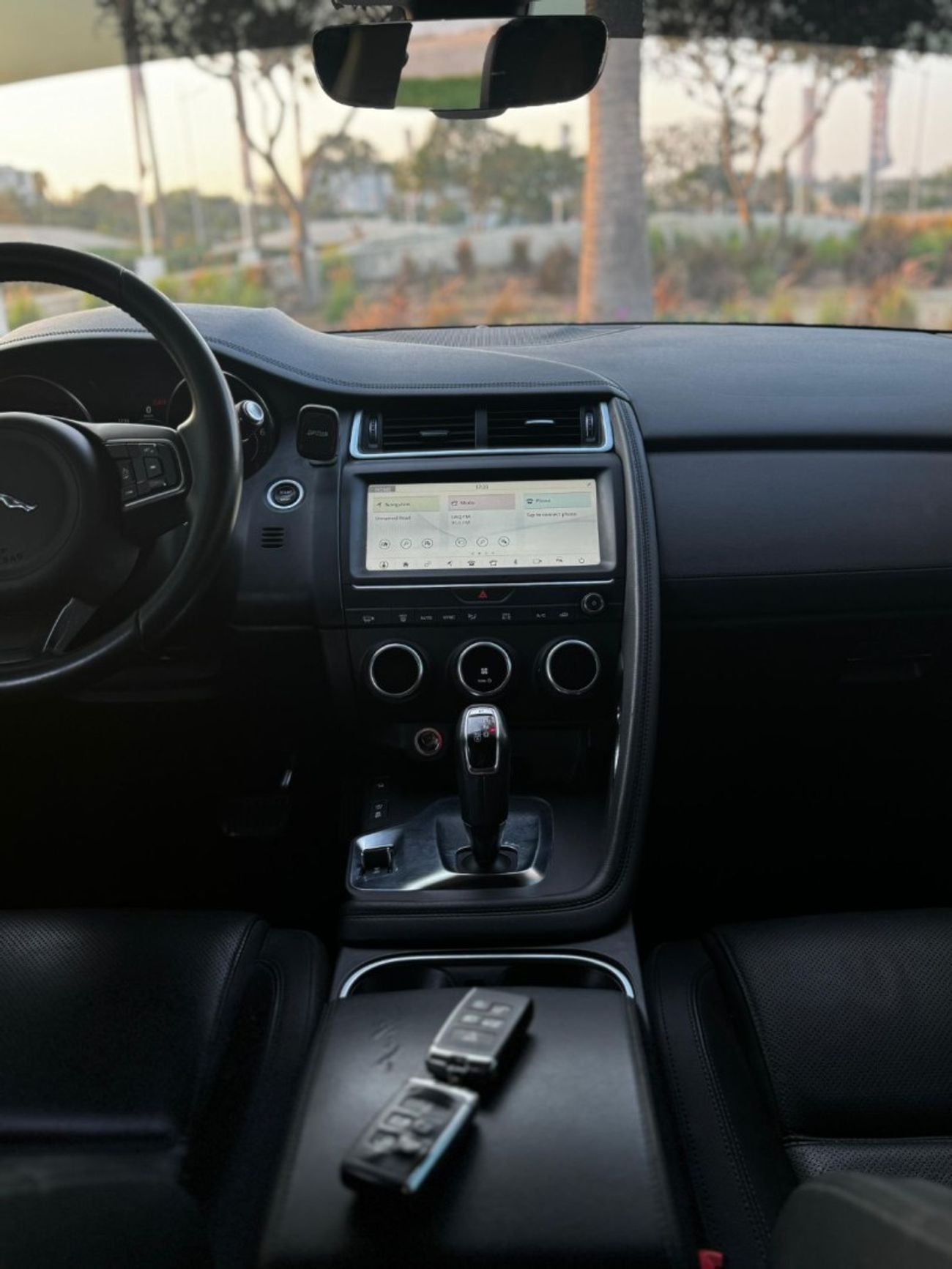 جاكوار E Pace S 2.0L