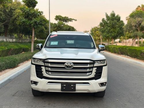 تويوتا لاند كروزر VXR
