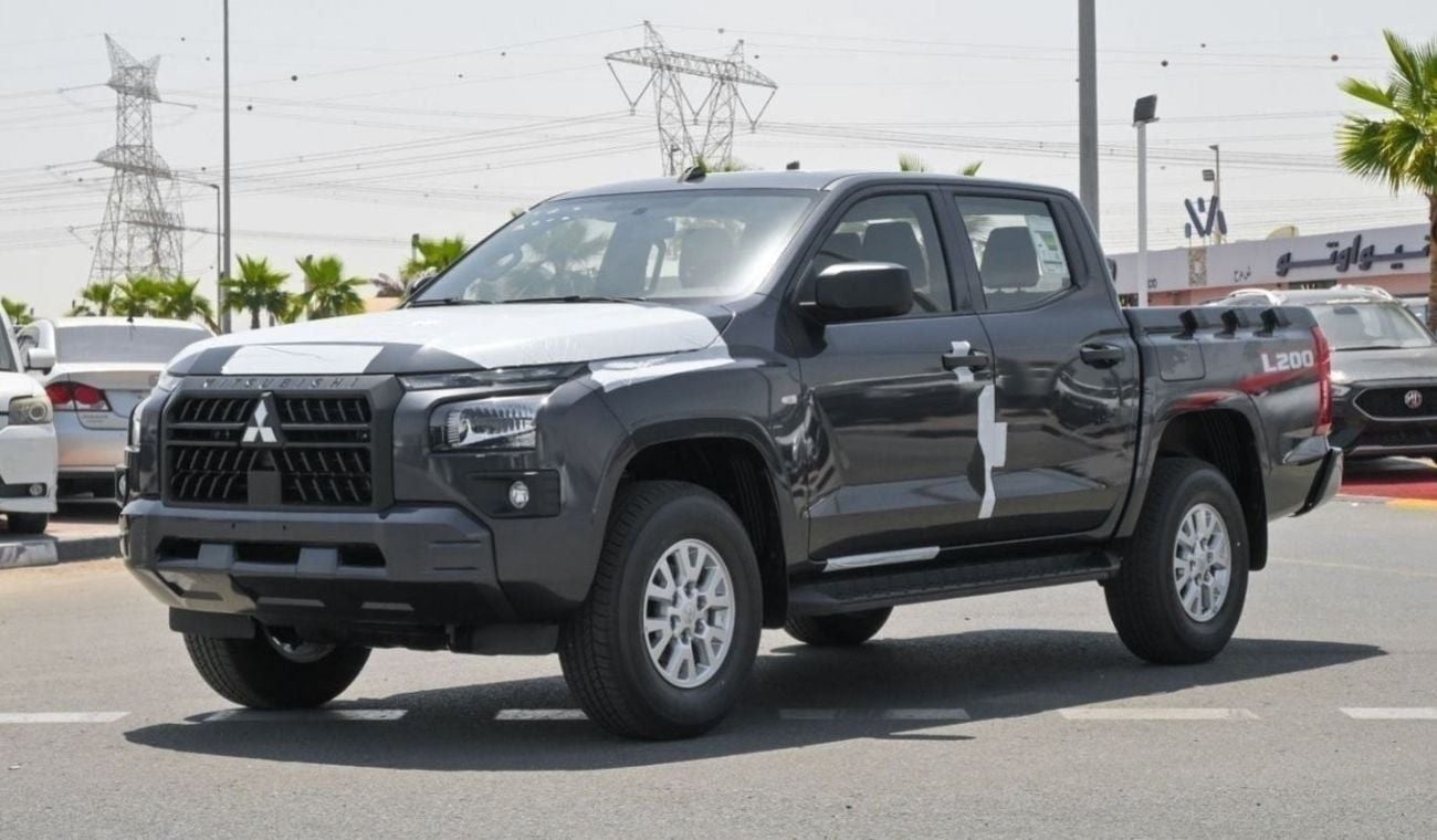 ميتسوبيشي L200 Brand New Mitsubishi L200 2.4L Petrol GLX| Grey/Black | M/T | Euro 5 | 4WD | 2024