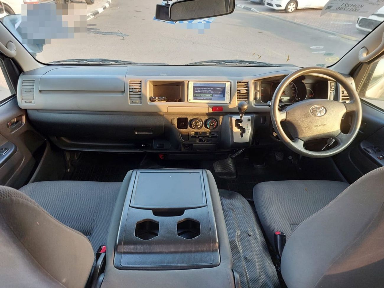 Toyota Hiace TOYOTA HIACE VAN RHD 2013 MODEL 3.0 L DIESEL AUTOMATIC(PM11266)