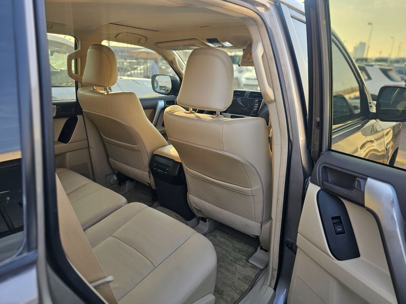 تويوتا برادو Toyota land cruiser Prado year 2022 FULL OPTION petrol engine brown color automatic transmission v6