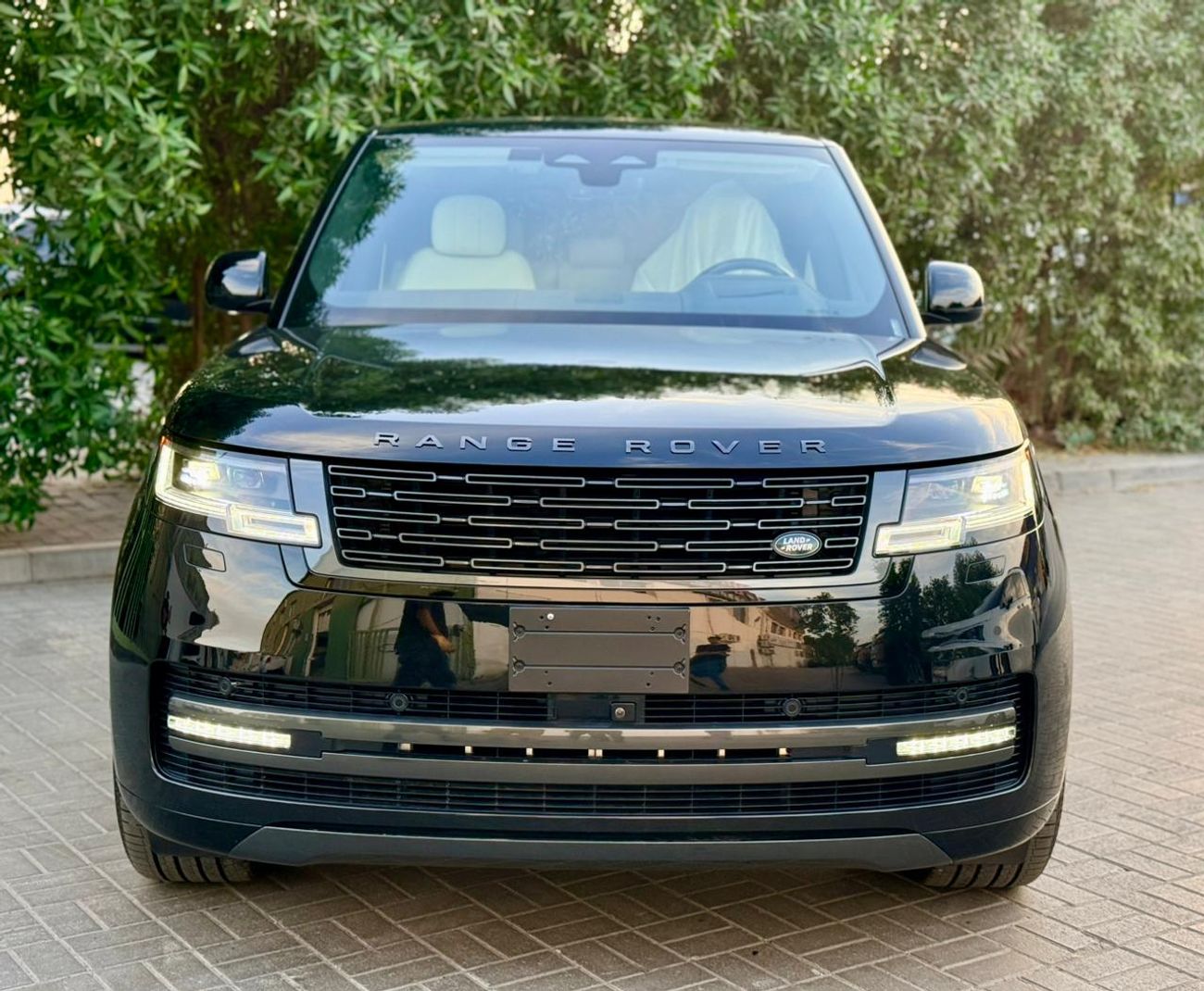 لاند روفر رينج روفر P400  2025