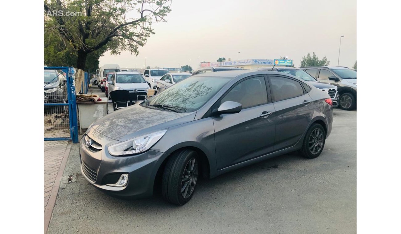 Hyundai Accent ALLOY WHEELS-FOG LIGHTS-LOW MILAGE