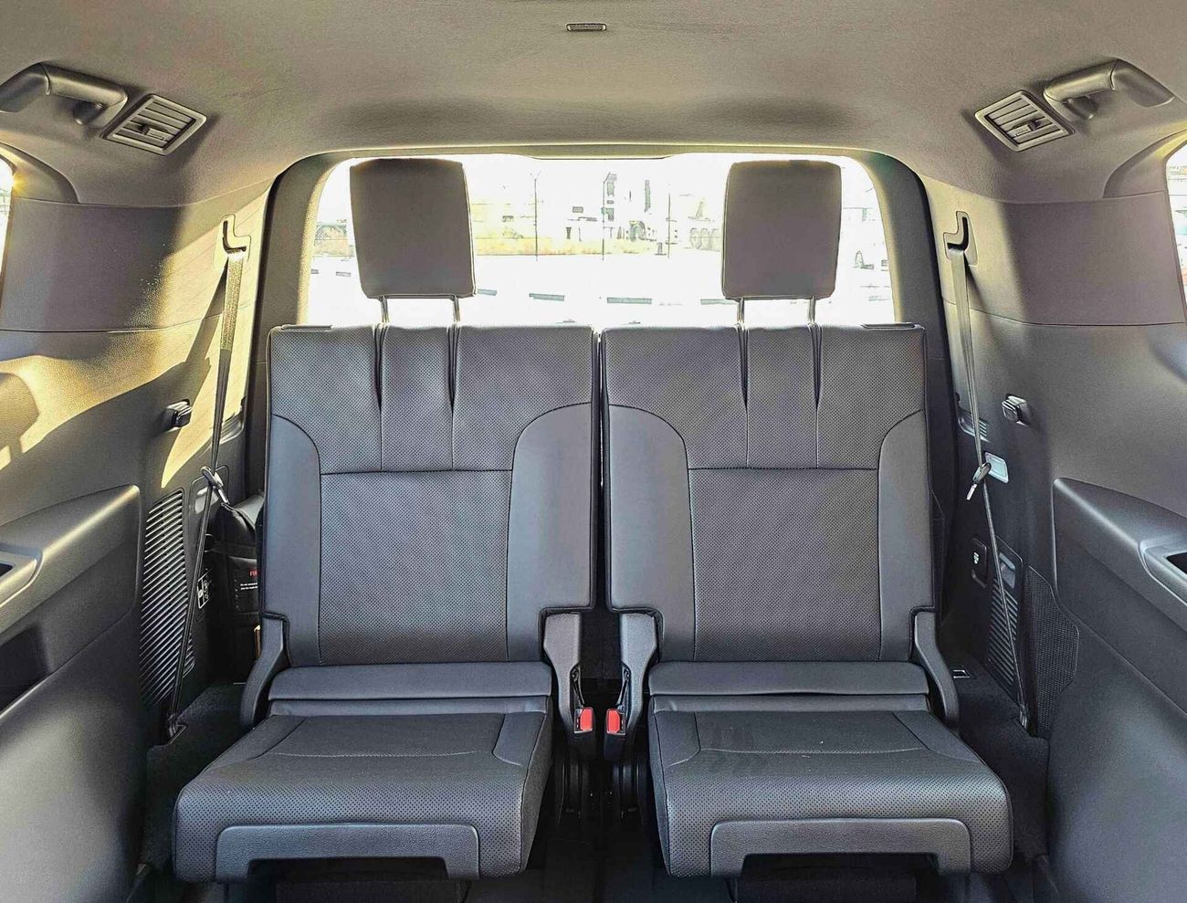 تويوتا لاند كروزر GXR 3.5L Twin Turbo / High Option / Leather Power Seats (CODE # 67992)