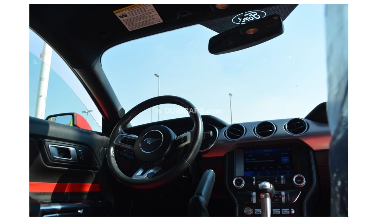 Ford Mustang EcoBoost M