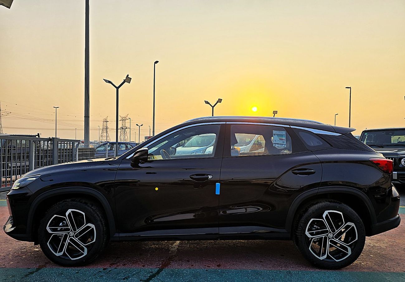 MG One MG One 1.5 LUX SUV FWD 5Doors Black Color 2024