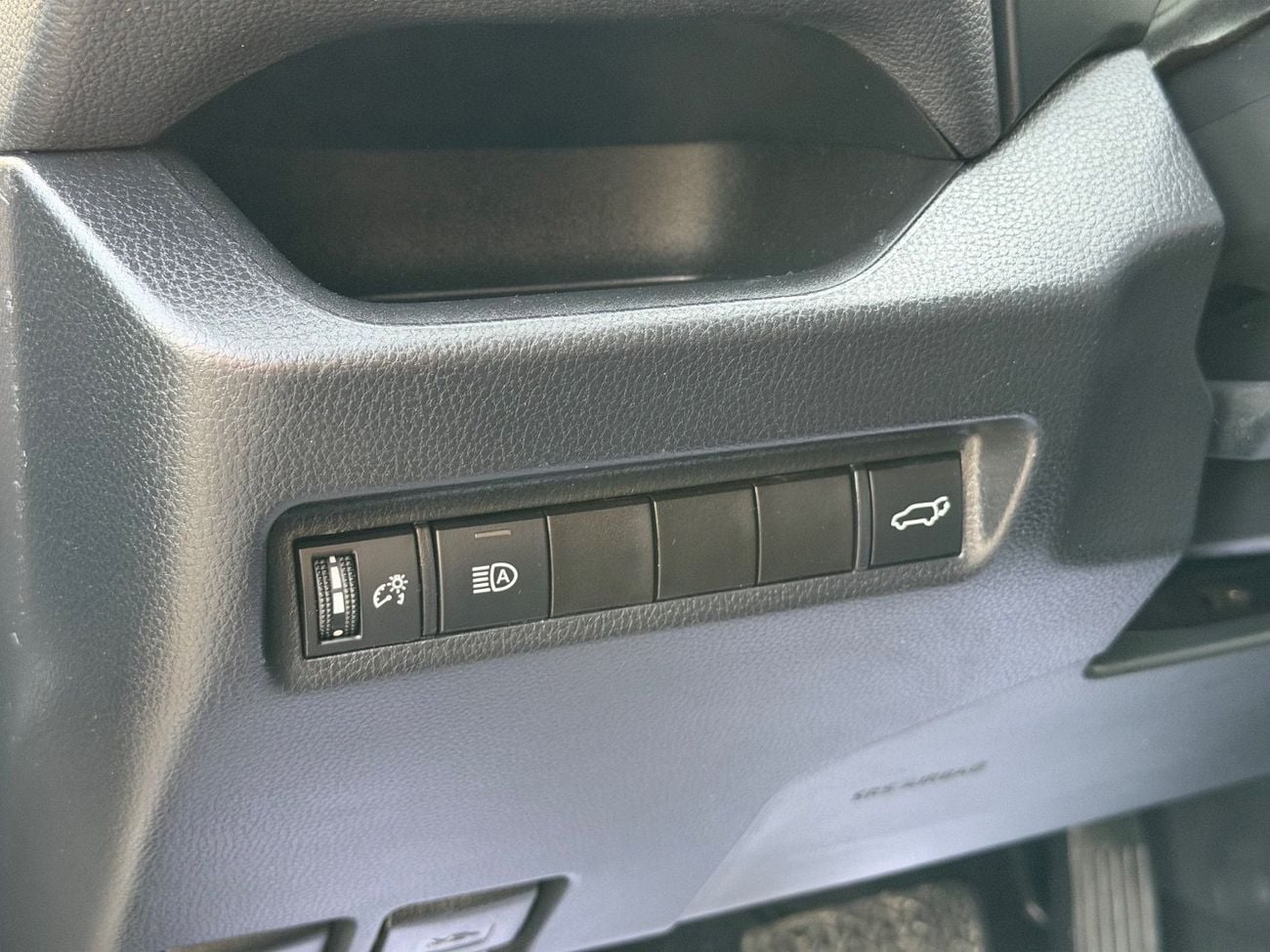 تويوتا راف ٤ 2022 TOYOTA RAV4 XLE PREMIUM FULL OPTIONS IMPORTED FROM USA