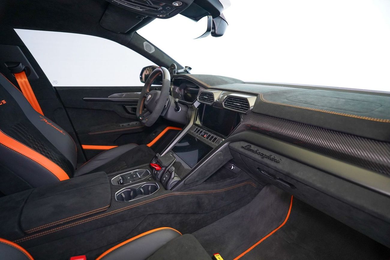 Lamborghini Urus 4.0T V8 Performante