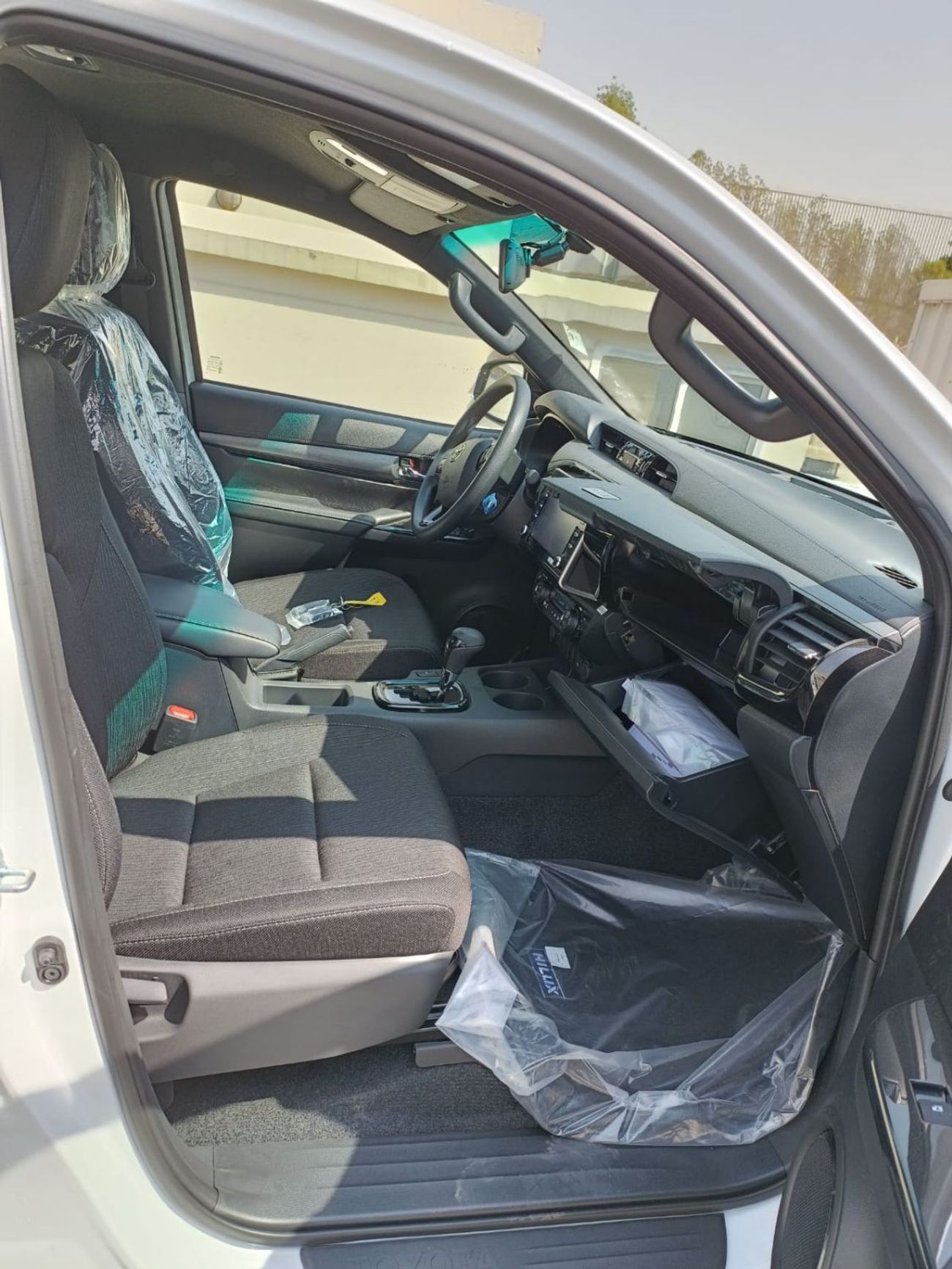 Toyota Hilux NEW TOYOTA HILUX 4.0 DC 4WD ADVENTURE A/T 2025 MODEL