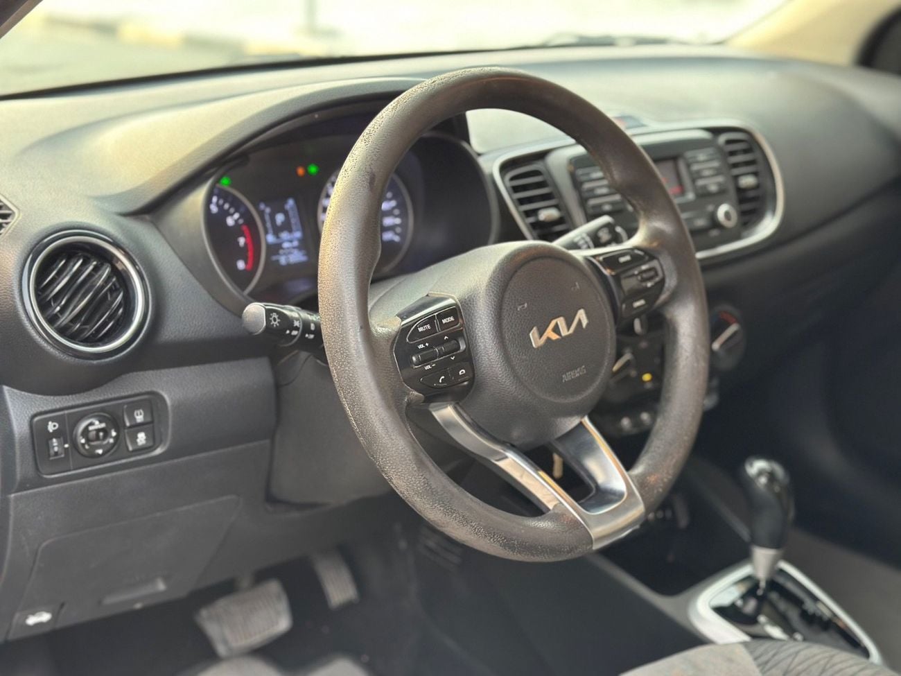 Kia Pegas EX
