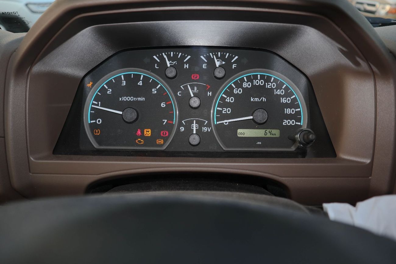 Toyota Land Cruiser 70 TOYOTA LAND CRUISER HARDTOP 4.0L 2023  Engine: 4.0L