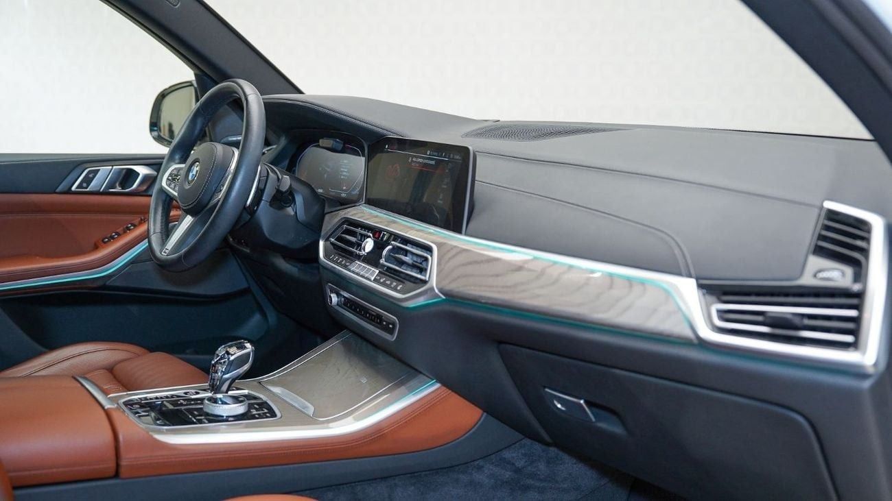 BMW X5 | AED 3945 PM | Warranty Dec-2025 | GCC