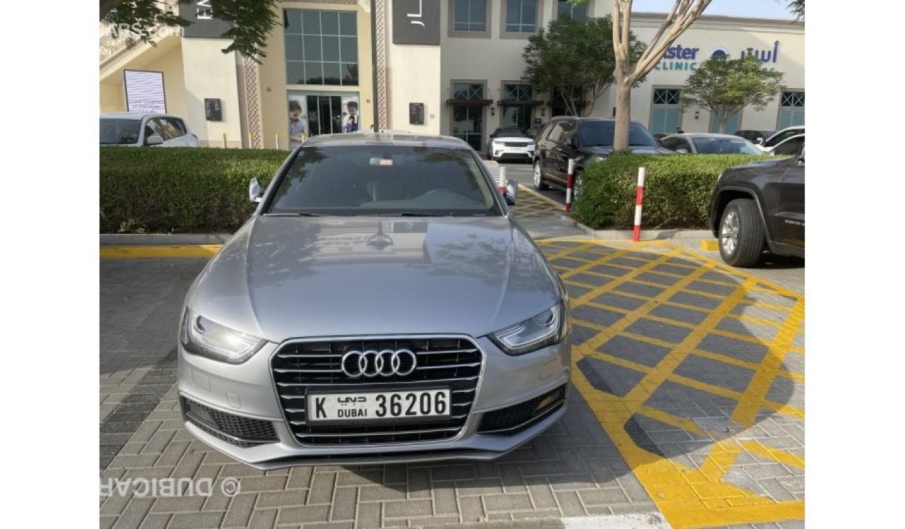 أودي A4 35 TFSI S Line