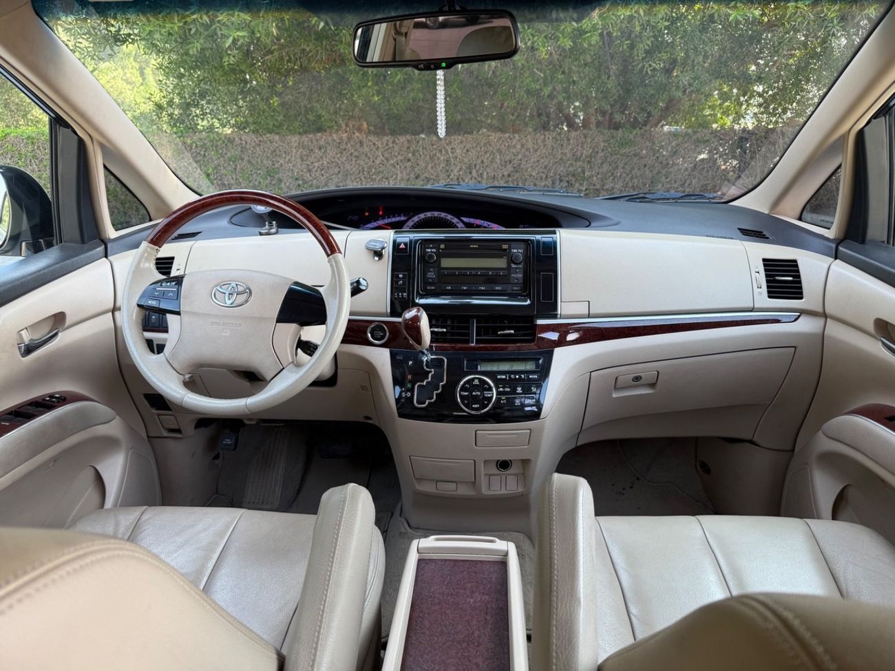 تويوتا بريفيا 