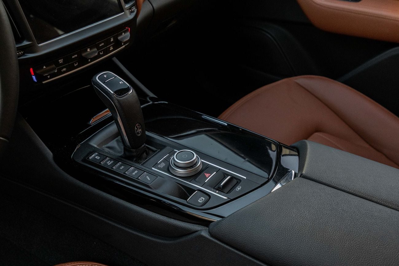 مازيراتي ليفونت GT Hybrid N/A | 2,928 P.M | 0% Downpayment | Under Warranty!