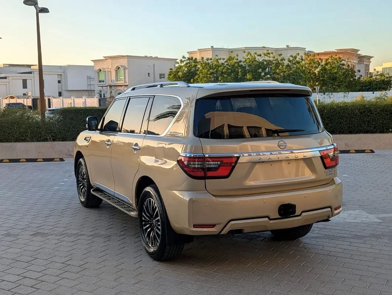 Nissan Patrol SE Platinum Facelifted GCC Specs In Excellent Condition