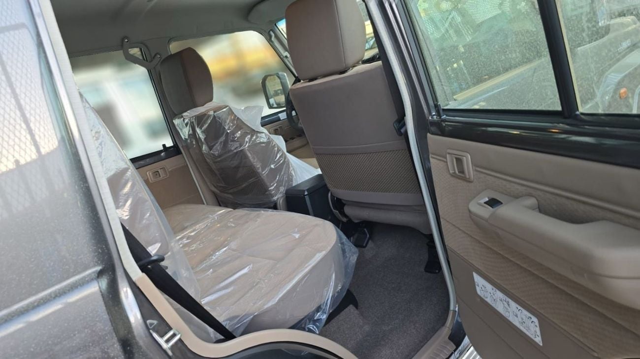 تويوتا لاند كروزر 70 2026 Toyota Land Cruiser LC76 4.0L MT Petrol (with Diff lock)