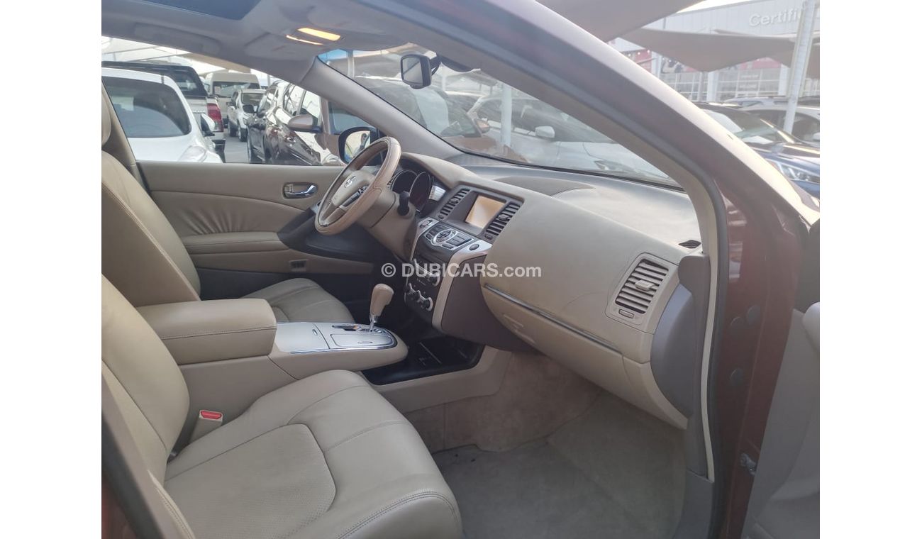 Used Nissan Murano Gulf model 2011, leather panorama, cruise control