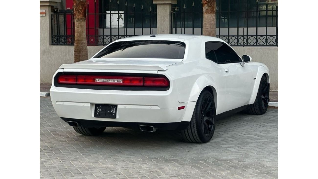 دودج تشالينجر R/T بلس