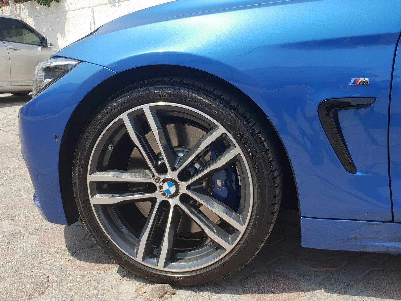 بي أم دبليو 440i