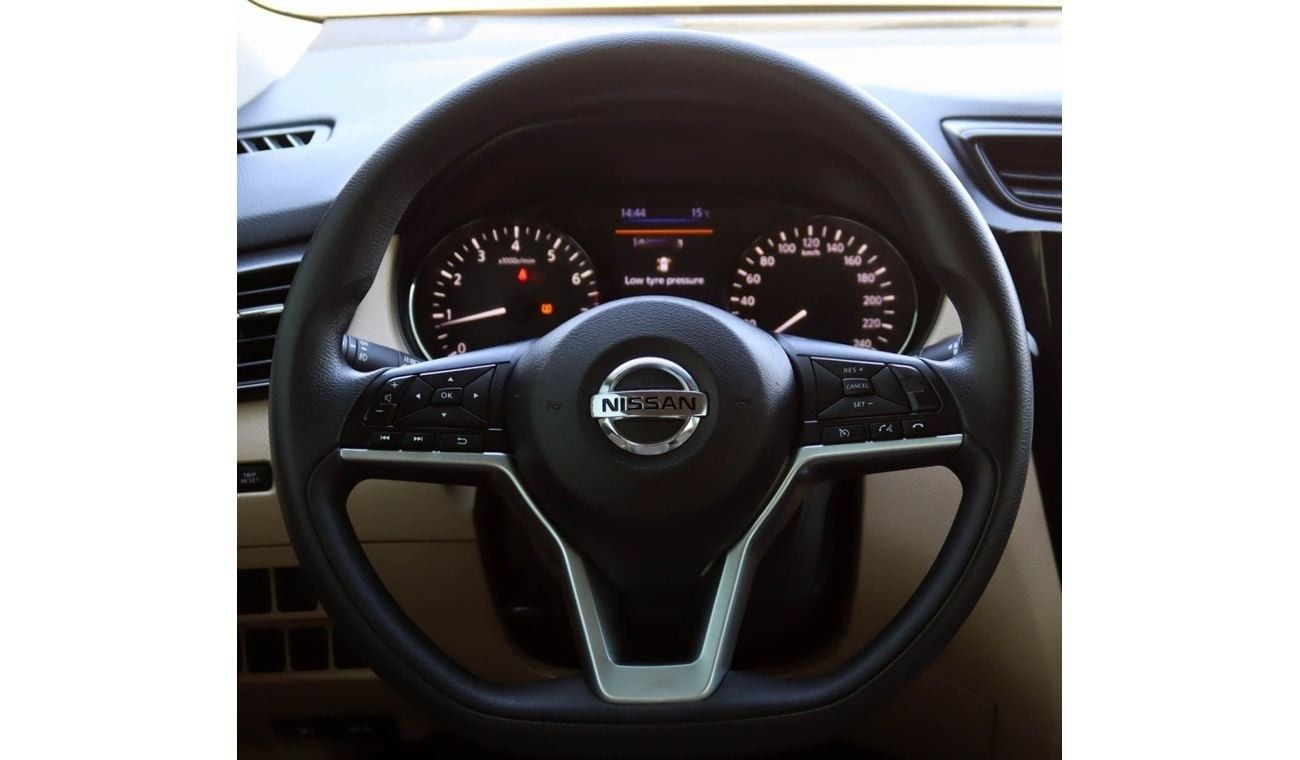 نيسان إكس تريل S 2.5L 4WD (5 Seater) Nissan x-trail 2.5L 2021 4WD original paint GCC accident-free in excellent con