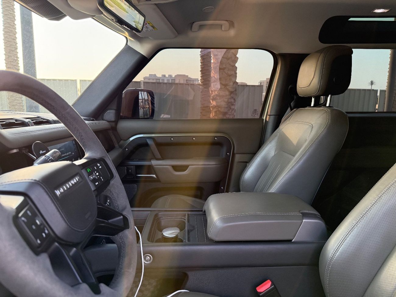 Land Rover Defender 90 SE P400 3.0L