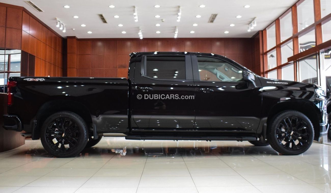 Chevrolet Silverado RST